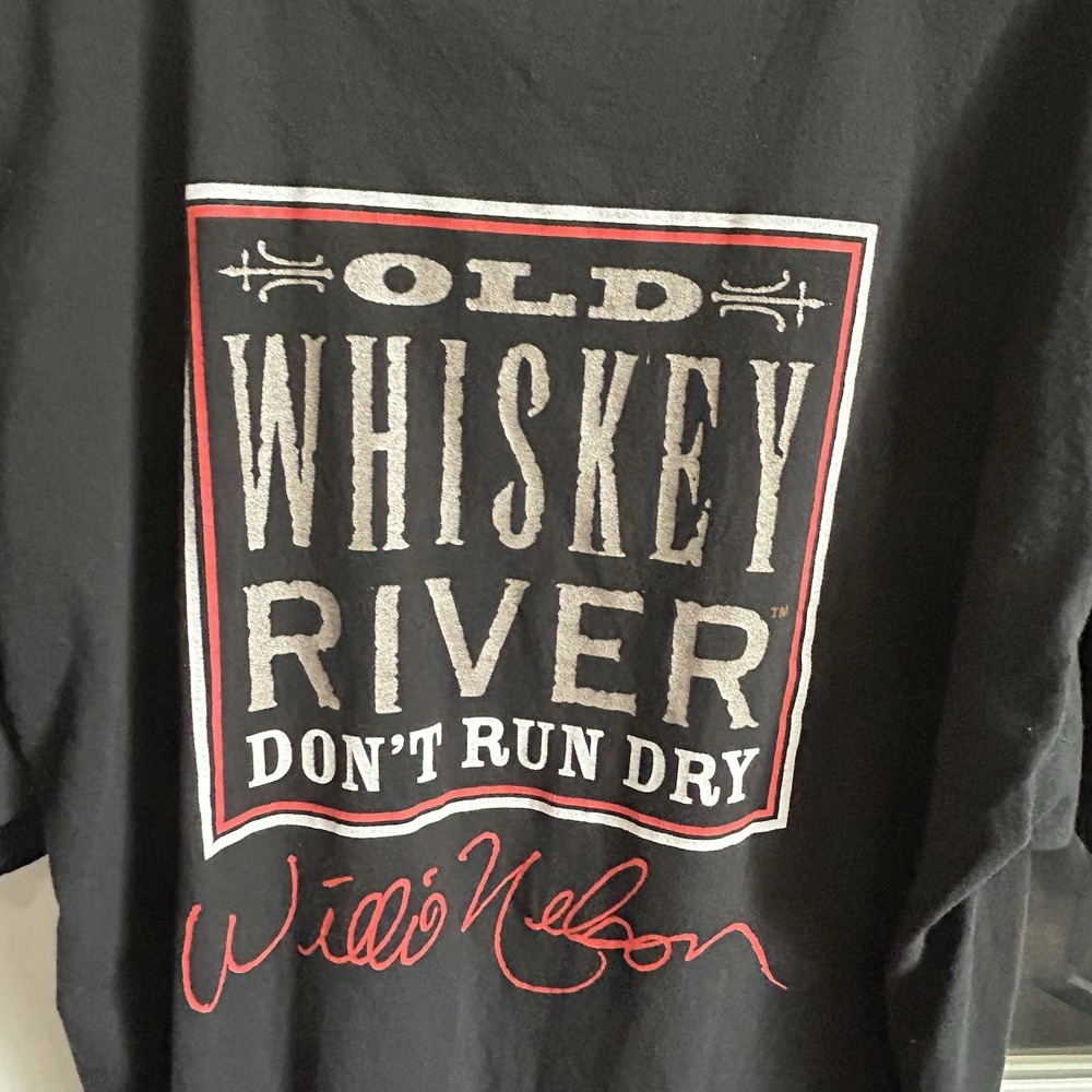 Vintage Willie Nelson Old Whiskey River Don't Run Dry T-shirt 2XL Embroidered